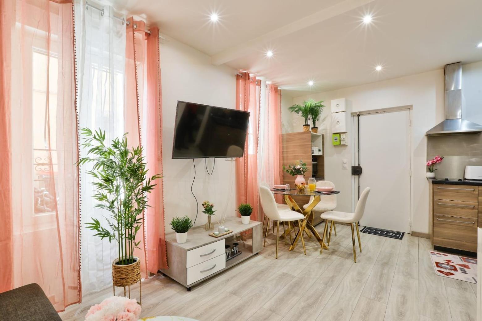Le Nid Douillet Appartement Confortable A 5 Min Du Stade De France Et Proche De L'Aeroport Cdg Saint-Denis  Esterno foto